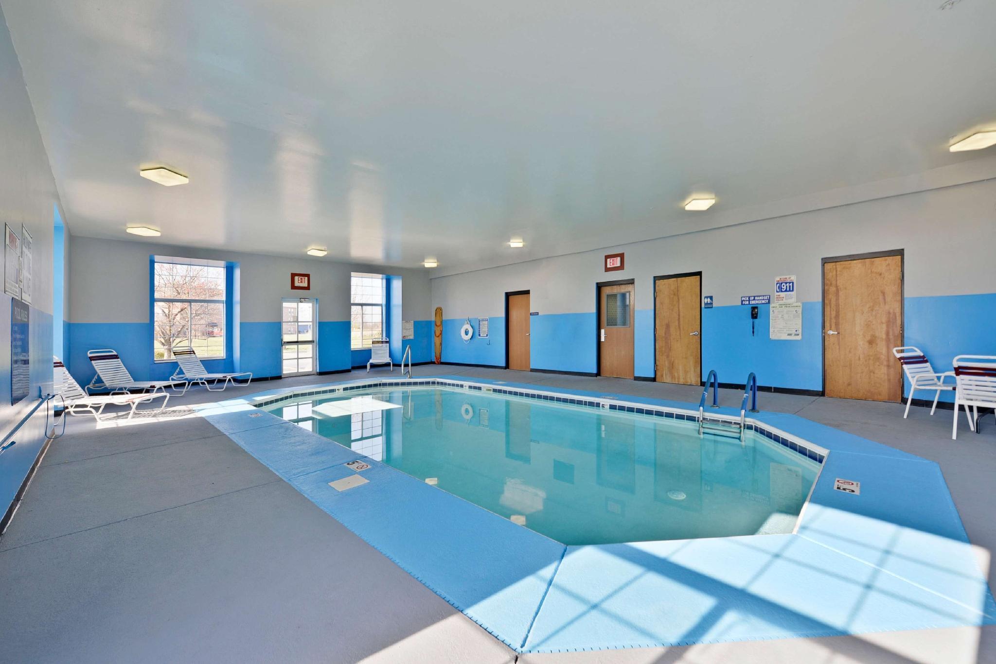 Microtel Inn & Suites By Wyndham Sunbury - Columbus North Εξωτερικό φωτογραφία